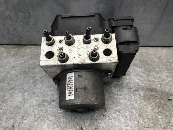Gebruikte ABS Pomp Mini Mini (R56) 1.6 16V Cooper S Prijs € 150,00 Margeregeling aangeboden door autodemontage denollen