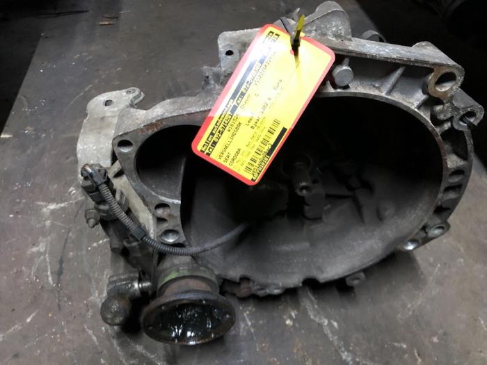 Gebruikte Versnellingsbak Seat Cordoba (6C2/6K2) 1.4 16V Prijs € 180,00 Margeregeling aangeboden door autodemontage denollen