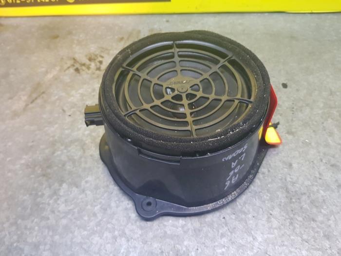 Luidspreker van een Audi A6 2006