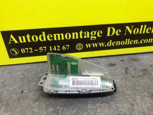 Gebruikte Antenne BMW 1 serie (F20) 114d 1.5 12V TwinPower Prijs € 43,56 Inclusief btw aangeboden door de Nollen autorecycling