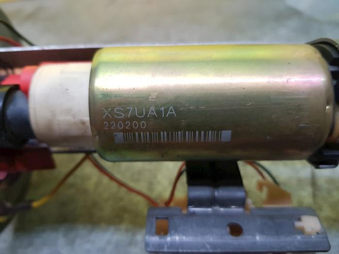 Gebruikte Tank element Pomp Ford Mondeo II 1.8i 16V Prijs € 45,00 Margeregeling aangeboden door autodemontage denollen