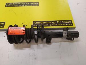 Gebruikte Voorpoot links Mini Mini (R56) Prijs € 75,00 Margeregeling aangeboden door de Nollen autorecycling