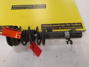 Gebruikte Schokdemperpoot rechts-voor Mini Mini (R56) Prijs € 75,00 Margeregeling aangeboden door de Nollen autorecycling