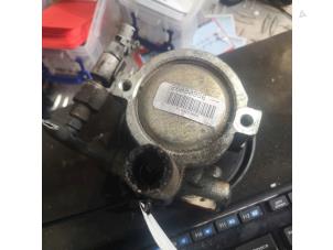 Gebruikte Servopomp Renault Scénic I (JA) 1.6 16V Prijs € 60,00 Margeregeling aangeboden door de Nollen autorecycling