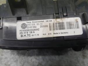 Gebruikte Kachel Bedieningspaneel Volkswagen Crafter 2.0 BiTDI 4Motion Prijs € 75,00 Margeregeling aangeboden door de Nollen autorecycling
