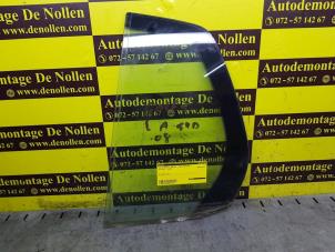 Gebruikte Deurruit 4Deurs links-achter Volkswagen Golf VI (5K1) 1.9 TDI Prijs € 36,30 Inclusief btw aangeboden door de Nollen autorecycling