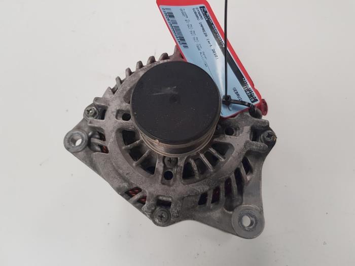 Gebruikte Dynamo Subaru Impreza III (GH/GR) 2.0D AWD Prijs € 45,00 Margeregeling aangeboden door autodemontage denollen