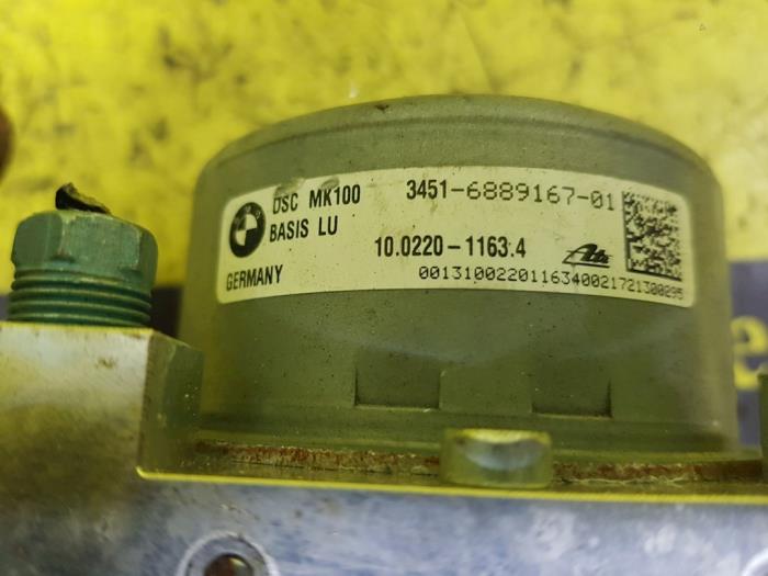 ABS Pomp van een MINI Mini (F56) 1.5 12V Cooper 2017