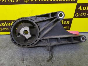 Gebruikte Motorsteun Opel Astra J (PC6/PD6/PE6/PF6) 1.6 16V Prijs € 40,00 Margeregeling aangeboden door de Nollen autorecycling