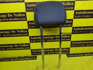 Gebruikte Hoofdsteun Mercedes E Estate (S213) E-220d 2.0 Turbo 16V Prijs € 90,75 Inclusief btw aangeboden door de Nollen autorecycling