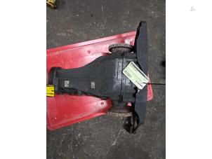 Gebruikte Differentieel achter Audi A8 (D4) 3.0 TDI V6 24V Quattro Prijs € 295,00 Margeregeling aangeboden door de Nollen autorecycling