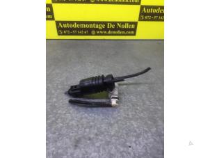 Gebruikte Ruitensproeierpomp voor Opel Adam 1.0 Ecotec 12V SIDI Turbo Prijs € 15,00 Margeregeling aangeboden door de Nollen autorecycling