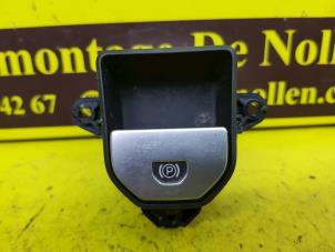 Gebruikte Handrem schakelaar Landrover Range Rover Evoque (LVJ/LVS) 2.2 eD4 16V 5-drs. Prijs € 35,00 Margeregeling aangeboden door de Nollen autorecycling