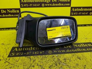 Gebruikte Spiegel Buiten links Volvo V40 (VW) 2.0 16V Prijs € 30,00 Margeregeling aangeboden door de Nollen autorecycling