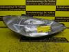 Koplamp rechts van een Peugeot 206 (2A/C/H/J/S), 1998 / 2012 1.4 XR,XS,XT,Gentry, Hatchback, Benzine, 1.360cc, 55kW (75pk), FWD, TU3JP; KFX, 1998-10 / 2000-07, 2AKFX; 2CKFX 1998