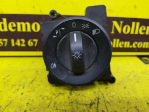 Gebruikte Licht Schakelaar Mercedes Sprinter 3,5t (906.73) 310 CDI 16V Prijs € 50,00 Margeregeling aangeboden door de Nollen autorecycling