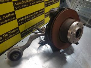 Gebruikte Asschenkel links-voor BMW 1 serie (E81) 118d 16V Prijs € 100,00 Margeregeling aangeboden door de Nollen autorecycling