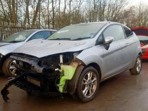 Gebruikte Aandrijfas rechts-voor Ford Fiesta 6 (JA8) 1.0 EcoBoost 12V 100 Prijs € 75,00 Margeregeling aangeboden door de Nollen autorecycling
