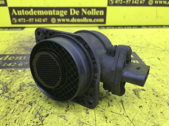 Gebruikte Luchtmassameter Volkswagen Polo IV (9N1/2/3) 1.4 TDI 75 Prijs € 9,99 Margeregeling aangeboden door autodemontage denollen