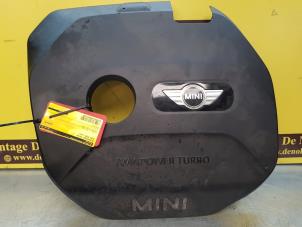 Gebruikte Afdekplaat motor Mini Mini (F56) 2.0 16V Cooper S Prijs € 40,00 Margeregeling aangeboden door de Nollen autorecycling