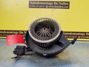 Gebruikte Blower Volkswagen Polo IV (9N1/2/3) 1.2 12V Prijs € 45,00 Margeregeling aangeboden door de Nollen autorecycling