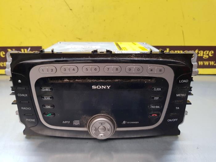 Radio CD Speler van een Ford S-Max (GBW) 2.0 TDCi 16V 115 2007
