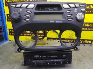 Gebruikte Radio CD Speler Nissan Almera (N16) 1.5 16V Prijs € 75,00 Margeregeling aangeboden door de Nollen autorecycling