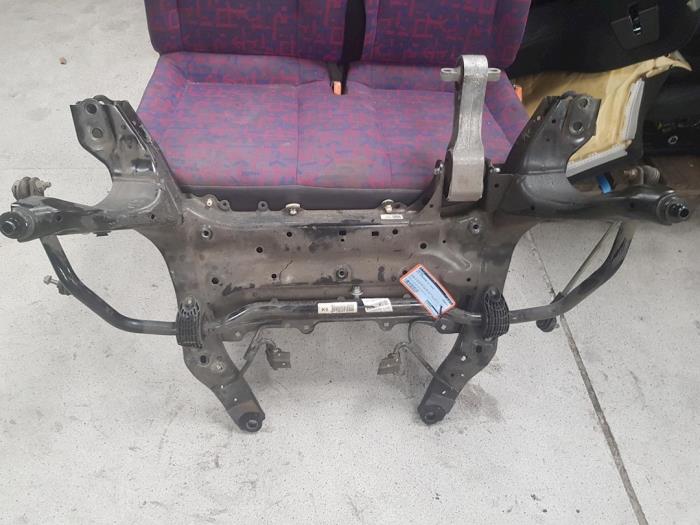 Gebruikte Subframe Mini Countryman (F60) 2.0 16V Cooper S Prijs € 490,05 Inclusief btw aangeboden door autodemontage denollen