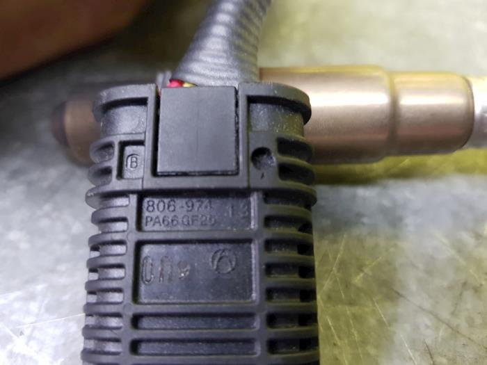 Lambda Sonde van een BMW 1 serie (F20) 114i 1.6 16V 2015