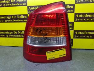 Gebruikte Achterlicht links Opel Astra G (F69) 1.6 16V Prijs € 27,95 Margeregeling aangeboden door de Nollen autorecycling