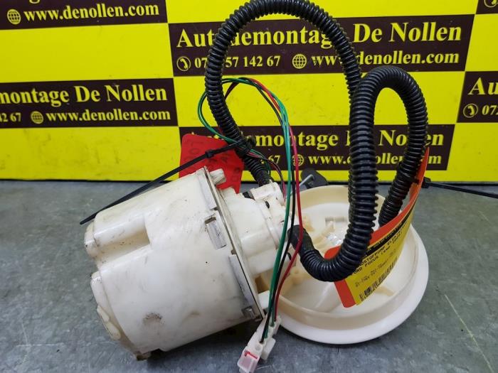 Gebruikte Tank element Pomp Ford Focus 2 Wagon 1.8 TDCi 16V Prijs € 45,00 Margeregeling aangeboden door autodemontage denollen