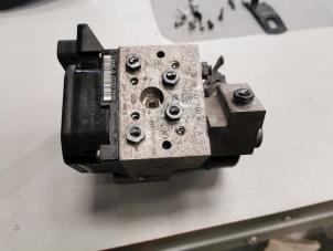 Gebruikte ABS Pomp Mercedes S (W140) 2.8 300 SE Prijs € 100,00 Margeregeling aangeboden door de Nollen autorecycling