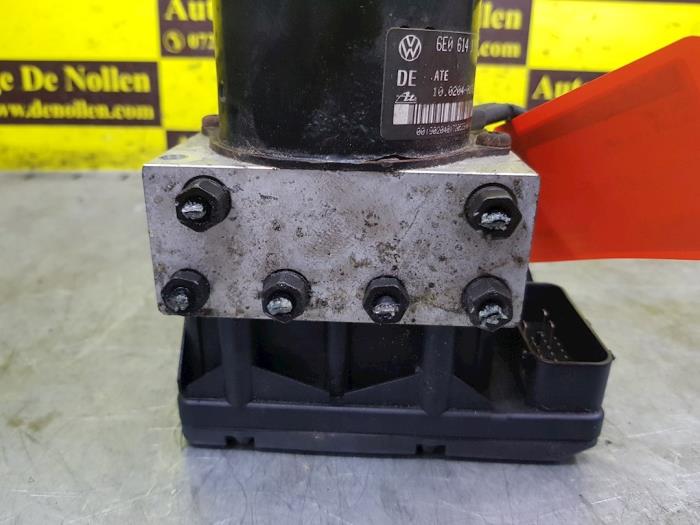 Gebruikte ABS Pomp Volkswagen Lupo (6X1) Prijs € 51,00 Margeregeling aangeboden door autodemontage denollen