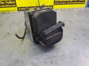 Gebruikte ABS Pomp Peugeot 807 2.2 HDiF 16V Prijs € 70,00 Margeregeling aangeboden door de Nollen autorecycling