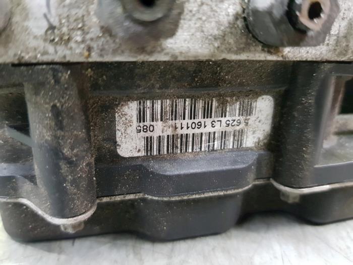 Gebruikte ABS Pomp Audi A5 (8T3) 1.8 TFSI 16V Prijs € 106,00 Margeregeling aangeboden door autodemontage denollen