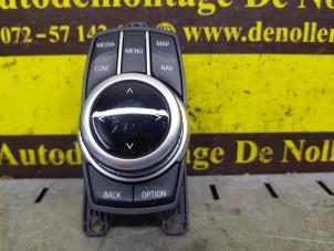 Gebruikte I-Drive knop BMW 1 serie (F21) 118i 1.5 TwinPower 12V Prijs € 151,25 Inclusief btw aangeboden door de Nollen autorecycling