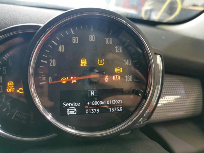 Gebruikte Computer Diversen Mini Mini (F55) 1.5 12V Cooper Prijs € 82,28 Inclusief btw aangeboden door autodemontage denollen