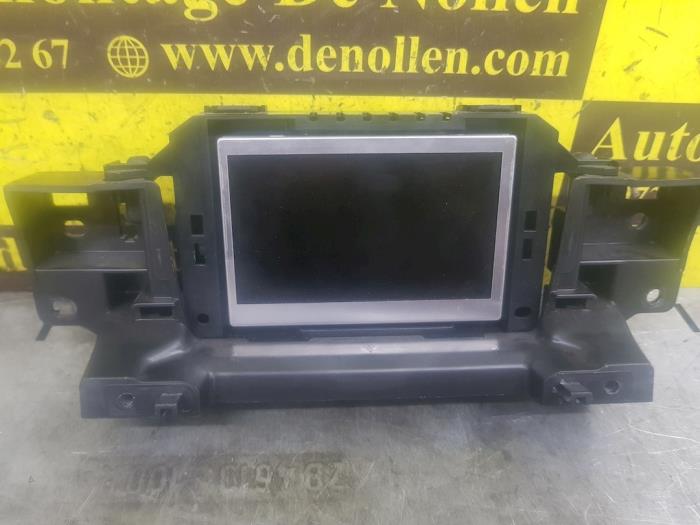 Gebruikte Display Interieur Ford Fiesta 6 (JA8) 1.0 EcoBoost 12V 100 Prijs € 68,00 Margeregeling aangeboden door autodemontage denollen