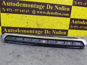 Gebruikte Schakelaar Audi S3 (8V1/8VK) 2.0 T FSI 16V Prijs € 50,00 Margeregeling aangeboden door de Nollen autorecycling