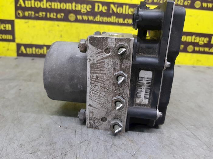 Gebruikte ABS Pomp Nissan Almera (N16) 1.8 16V Prijs € 43,00 Margeregeling aangeboden door autodemontage denollen
