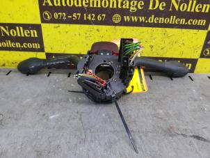 Gebruikte Combischakelaar Stuurkolom Volkswagen Golf III (1H1) 1.8 CL,GL Prijs € 25,00 Margeregeling aangeboden door de Nollen autorecycling