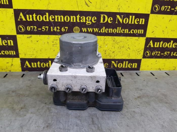 Gebruikte ABS Pomp Mercedes A (W176) 1.5 A-180 CDI, A-180d 16V Prijs € 214,00 Margeregeling aangeboden door autodemontage denollen