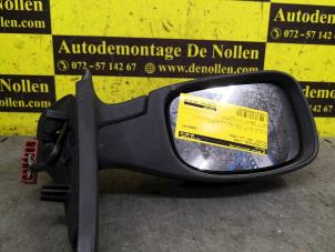 Gebruikte Buitenspiegel links Peugeot 306 (7A/C/S) 1.8i 16V Prijs € 25,00 Margeregeling aangeboden door de Nollen autorecycling