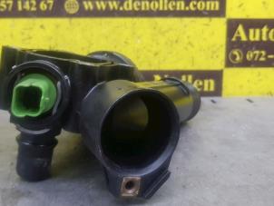 Gebruikte Thermostaathuis Landrover Range Rover Evoque (LVJ/LVS) 2.2 eD4 16V Prijs € 30,00 Margeregeling aangeboden door de Nollen autorecycling