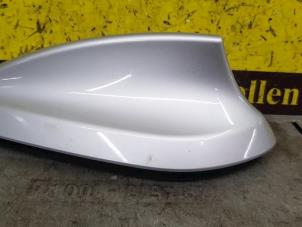 Gebruikte Antenne (diversen) BMW 1 serie (F20) 116d 1.5 12V TwinPower Prijs € 32,00 Margeregeling aangeboden door de Nollen autorecycling