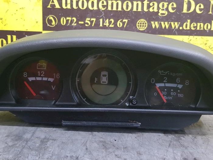 Gebruikte Display Interieur Mitsubishi Pajero Sport (K7/9) 3.0 V6 24V Prijs € 45,00 Margeregeling aangeboden door autodemontage denollen
