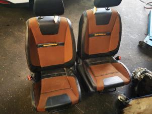Gebruikte Voorstoelen links + rechts Ford Ranger 3.2 TDCi 20V 4x4 Prijs € 544,50 Inclusief btw aangeboden door de Nollen autorecycling