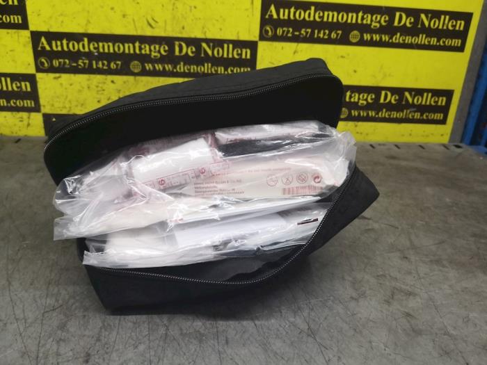Gebruikte Diversen BMW 1 serie (F21) 118i 1.5 TwinPower 12V Prijs € 54,45 Inclusief btw aangeboden door autodemontage denollen