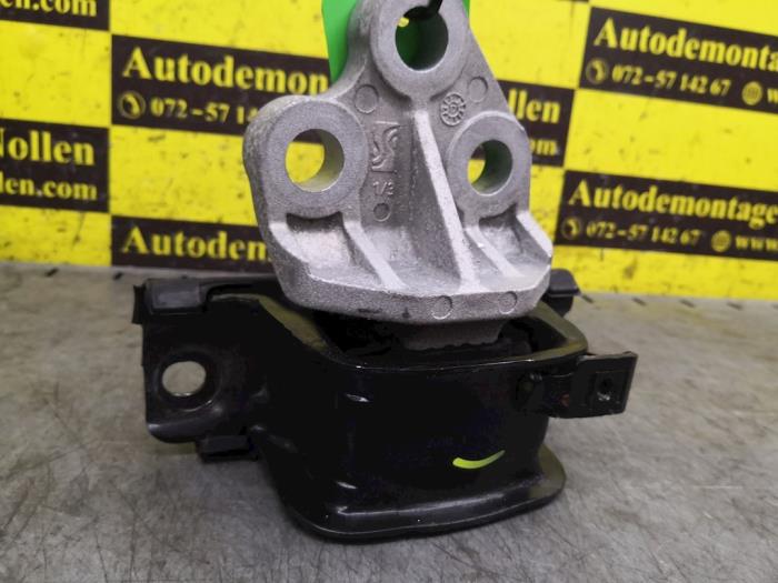 Gebruikte Motorrubber Alfa Romeo MiTo (955) 1.4 TB 16V Prijs € 32,67 Inclusief btw aangeboden door autodemontage denollen
