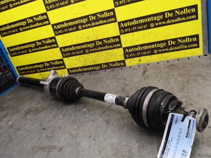 Gebruikte Aandrijfas rechts-voor Mini Countryman (F60) 2.0 Cooper D Prijs € 272,25 Inclusief btw aangeboden door autodemontage denollen